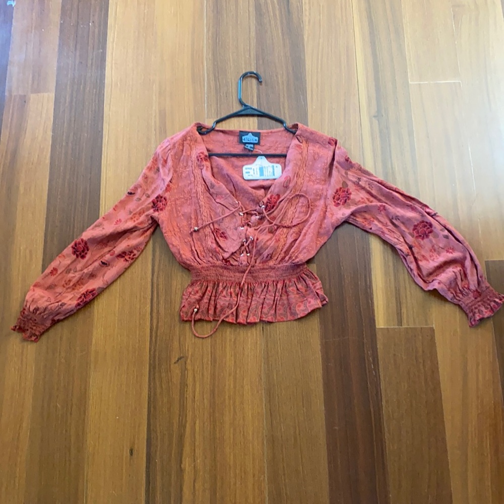 Dark pink long sleeve top